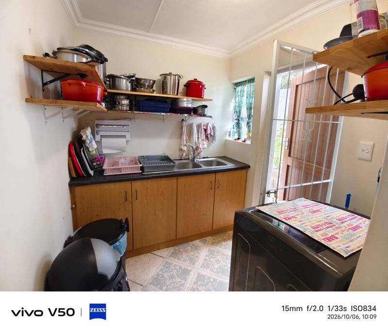 3 Bedroom Property for Sale in Fraaiuitsig Western Cape